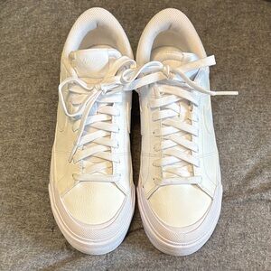 Nike Court Legacy Lift White Women's Platform Sneakers size 8